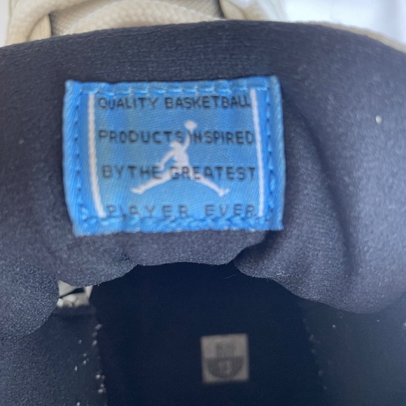 Jordan 11 Legend Blue main image 4